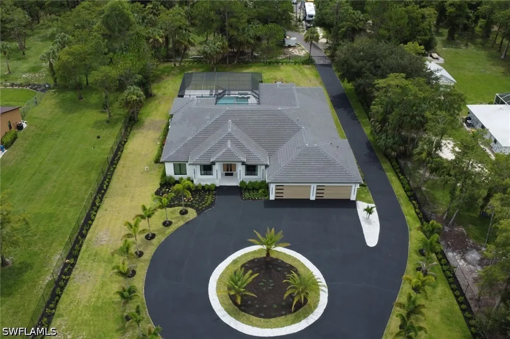 19th Street SW Naples, FL 34117