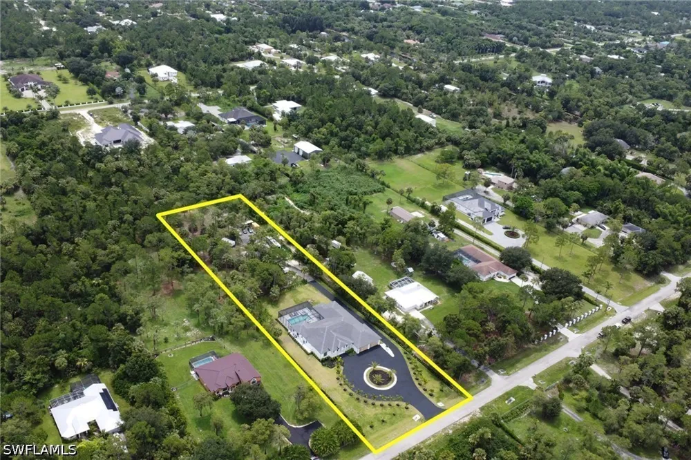 19th Street SW Naples, FL 34117