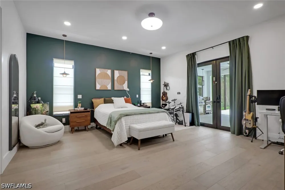 19th Street SW Naples, FL 34117