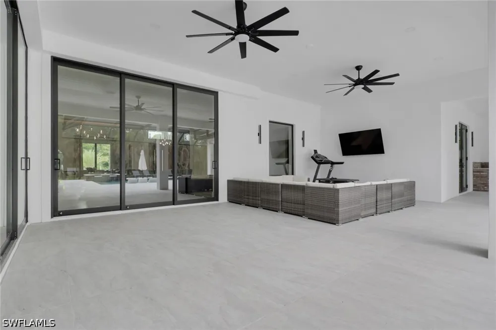 19th Street SW Naples, FL 34117