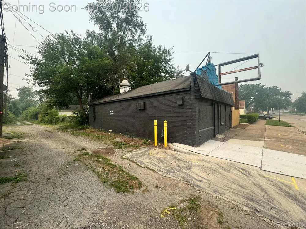 4025 18th Street Ecorse City, MI 48229
