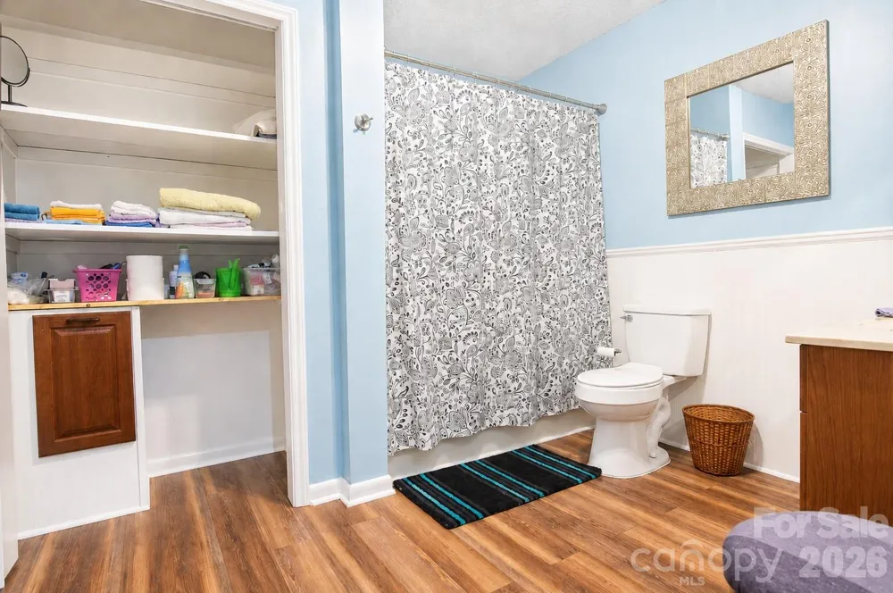 47 Caribou Lane Burnsville, NC 28714