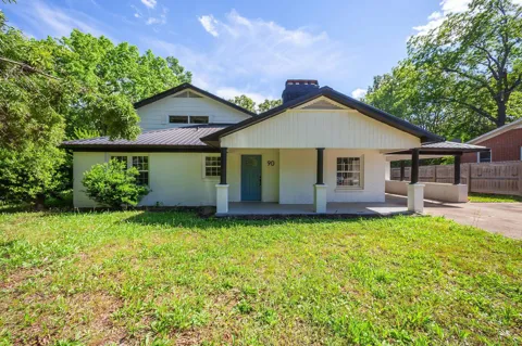 90 SHAW LN