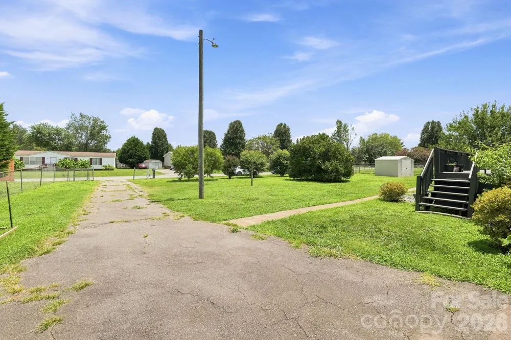 2299 Dellinger Drive Newton, NC 28658