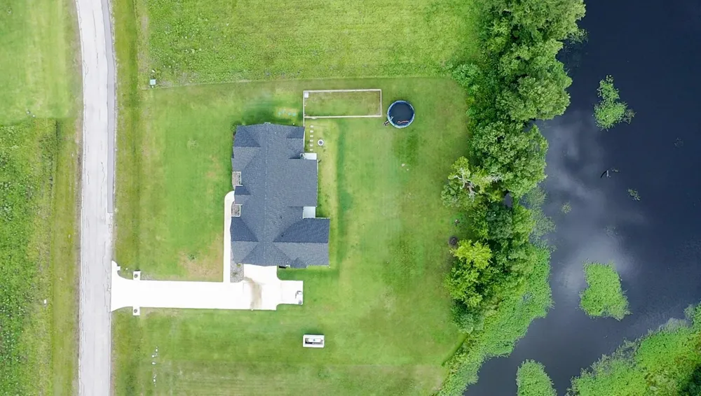 10104 Crown Point Iola, TX 77861