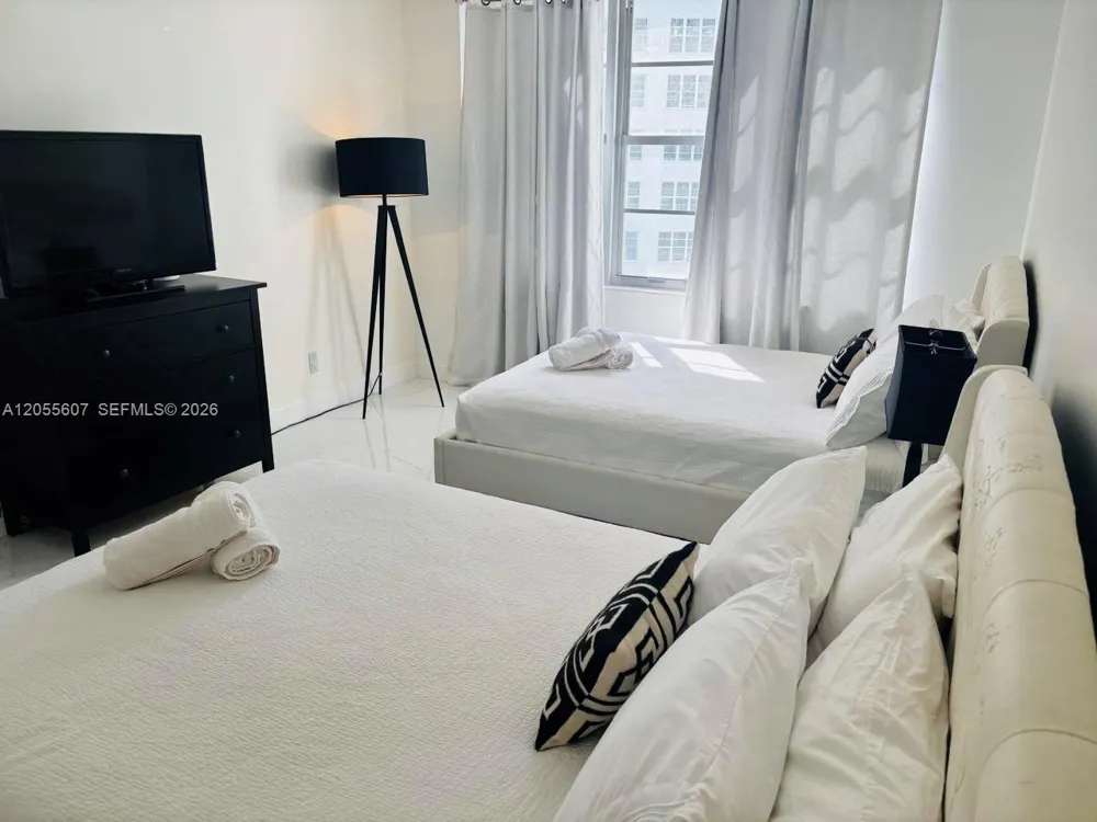 5151 Collins Ave #1027 Miami Beach, FL 33140