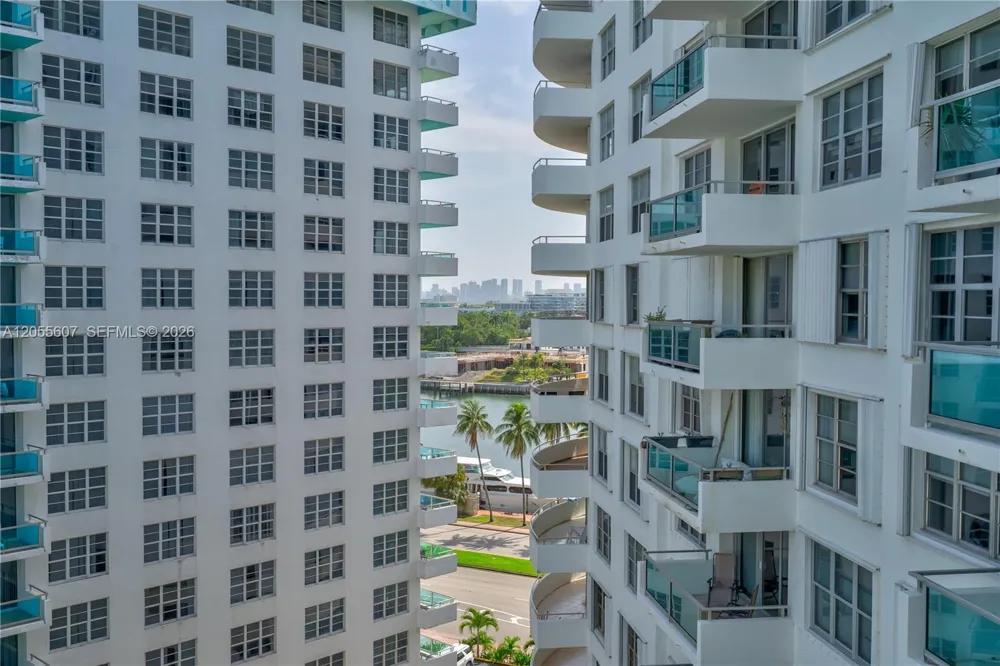 5151 Collins Ave #1027 Miami Beach, FL 33140
