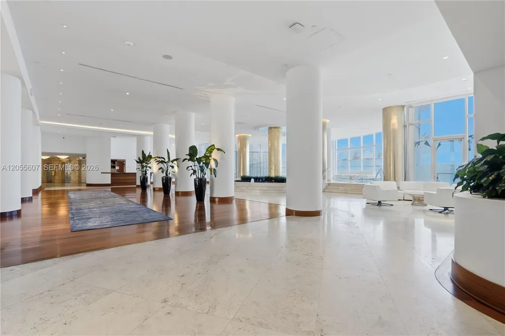 5151 Collins Ave #1027 Miami Beach, FL 33140