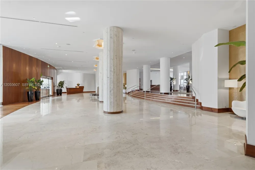 5151 Collins Ave #1027 Miami Beach, FL 33140