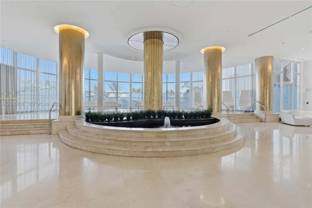 5151 Collins Ave #1027 Miami Beach, FL 33140