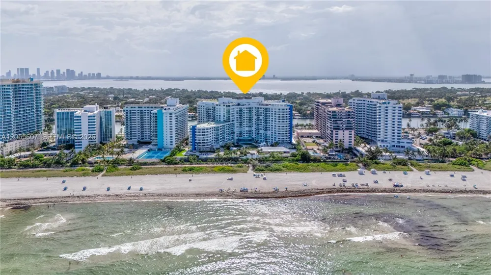 5151 Collins Ave #1027 Miami Beach, FL 33140