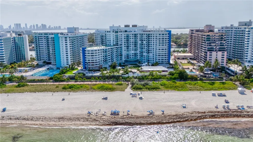 5151 Collins Ave #1027 Miami Beach, FL 33140
