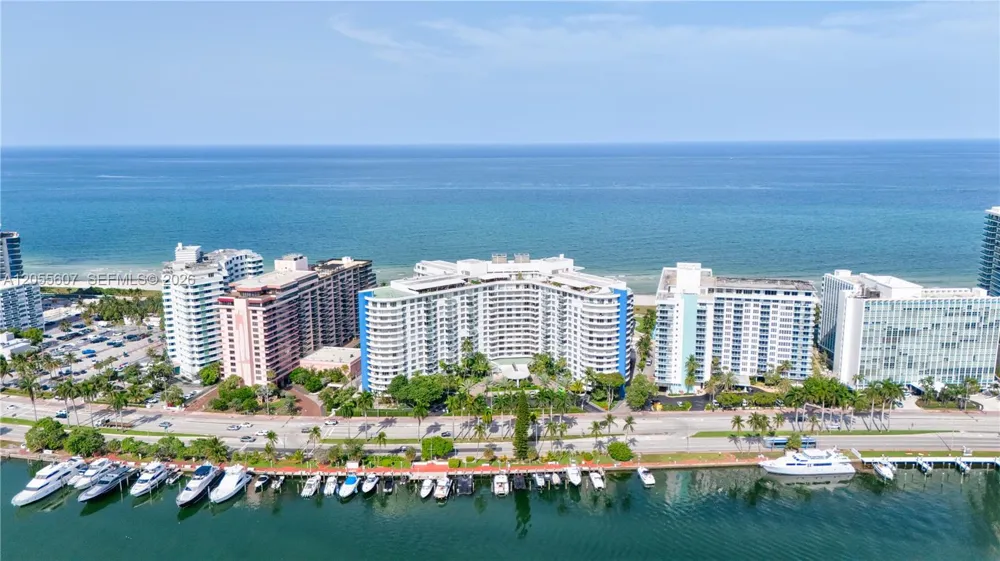 5151 Collins Ave #1027 Miami Beach, FL 33140