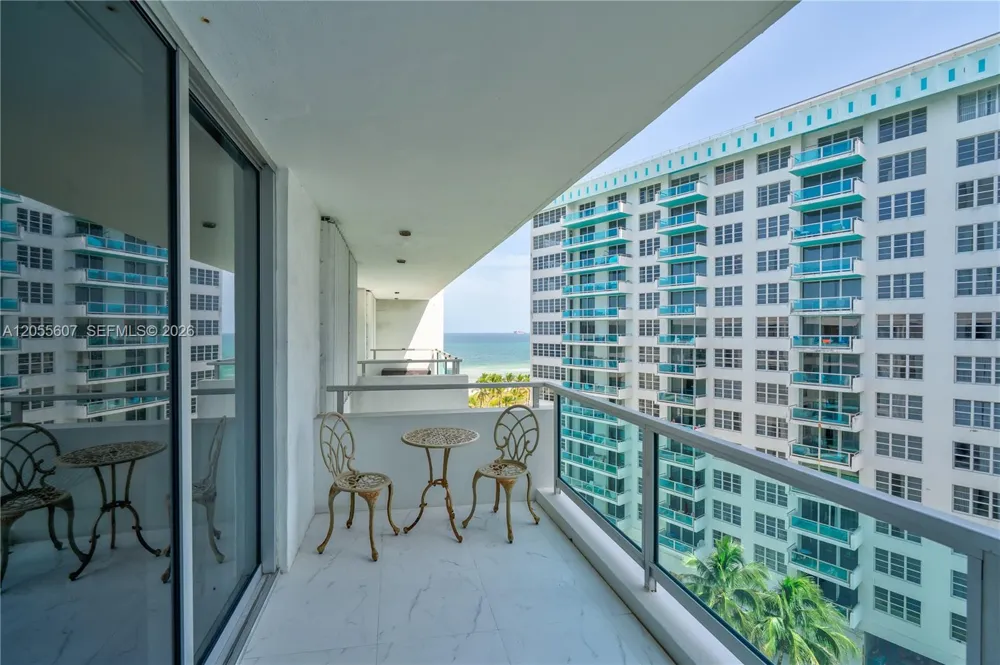 5151 Collins Ave #1027 Miami Beach, FL 33140
