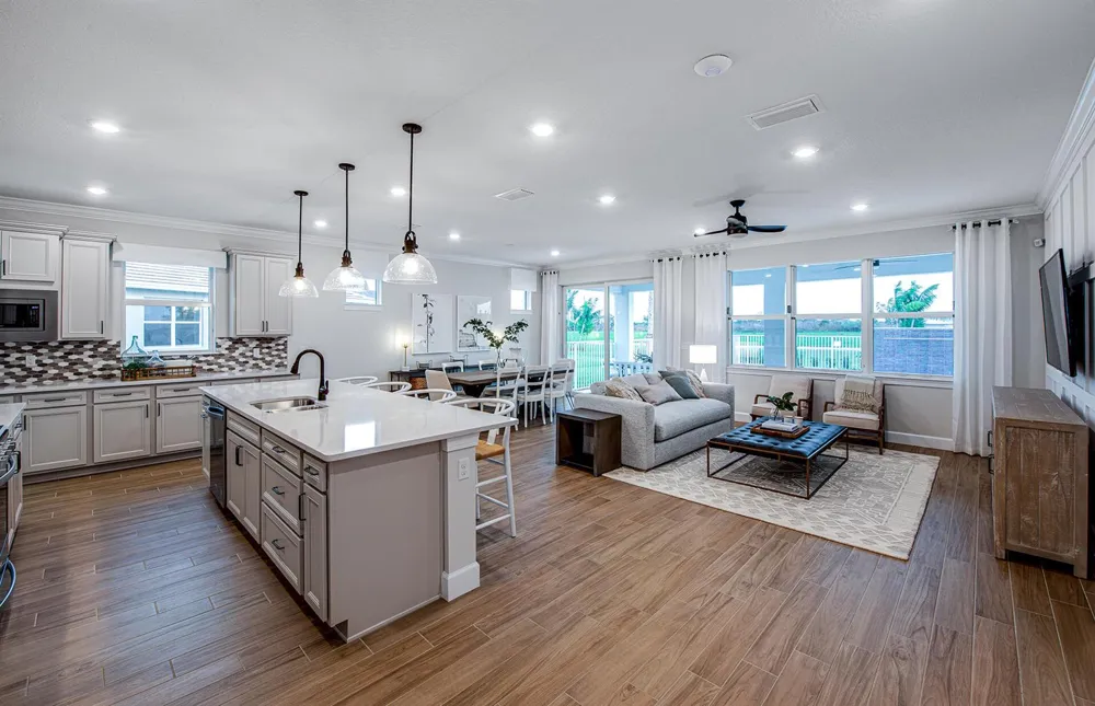 1185 Haven Circle #Palmary 25 Vero Beach, FL 32960