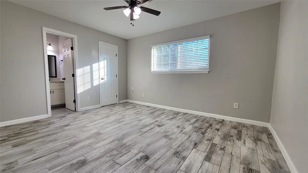 3819 Heatherbrook Drive Houston, TX 77045
