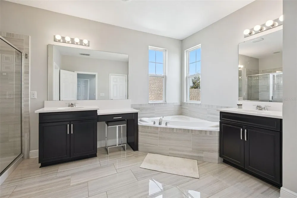 359 BLUE CYPRESS DRIVE Groveland, FL 34736