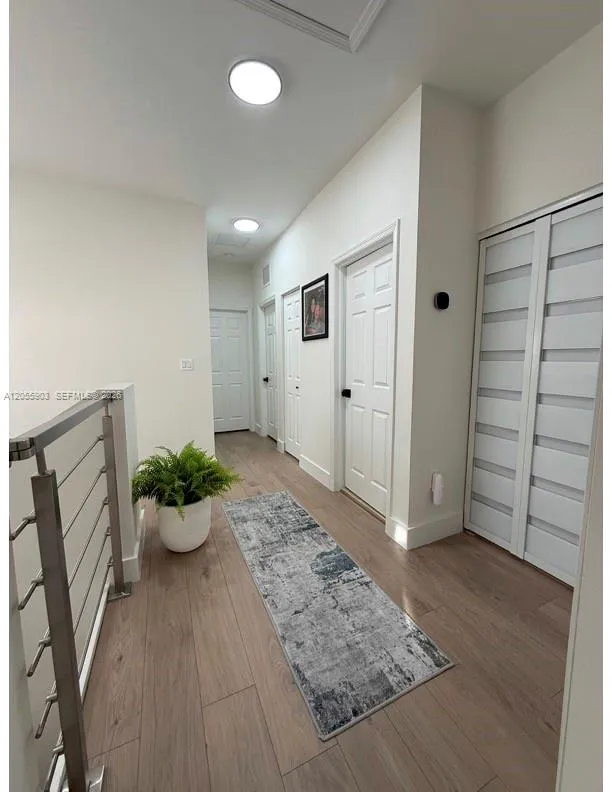 7022 NW 102nd Pl Doral, FL 33178