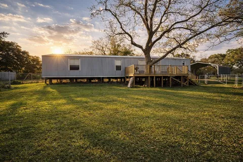 1037 Pecan Valley