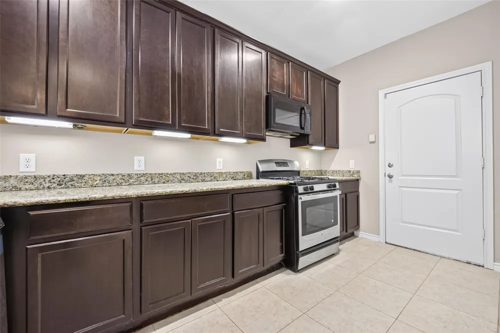 12607 Ashford Shore Drive Houston, TX 77072