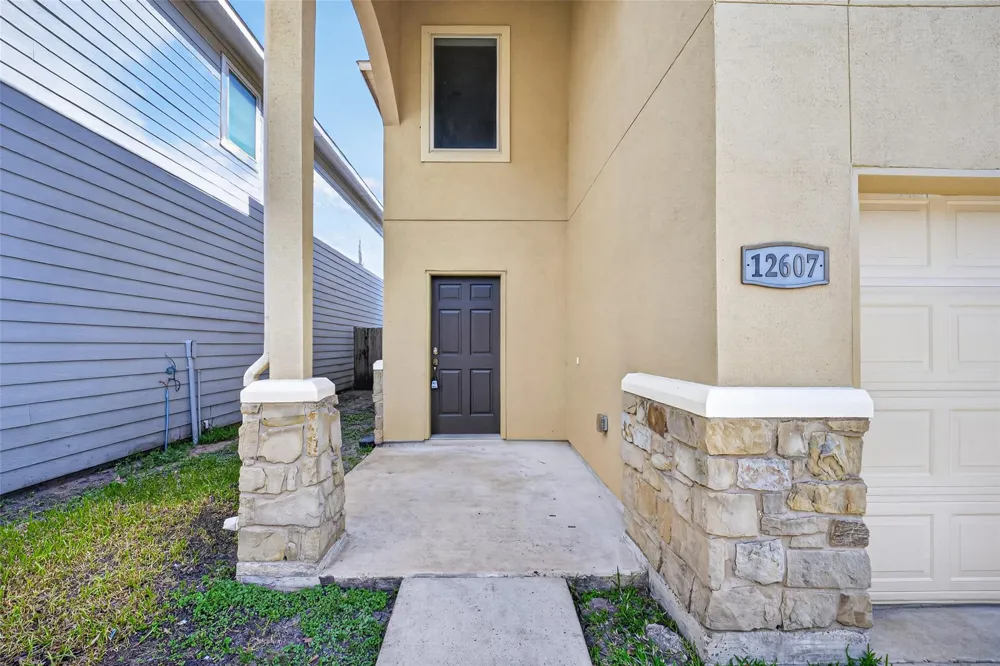 12607 Ashford Shore Drive Houston, TX 77072