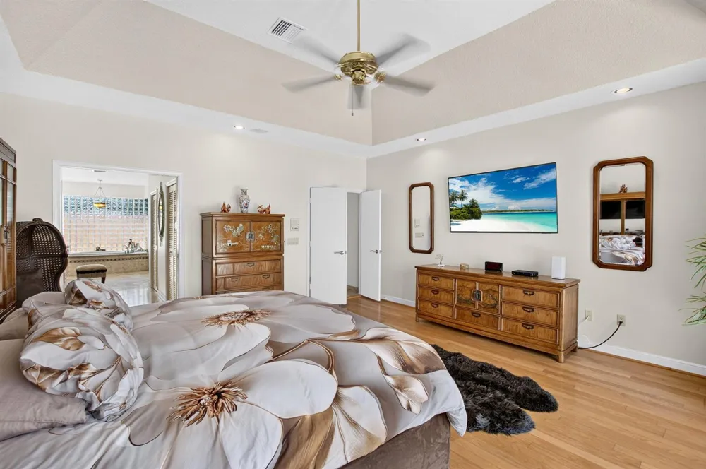 10192 Shireoaks Lane Boca Raton, FL 33498