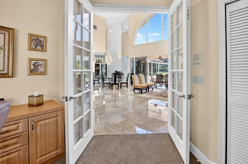 10192 Shireoaks Lane Boca Raton, FL 33498