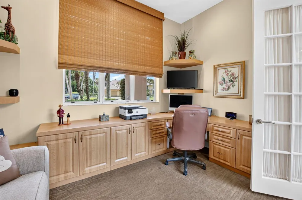 10192 Shireoaks Lane Boca Raton, FL 33498