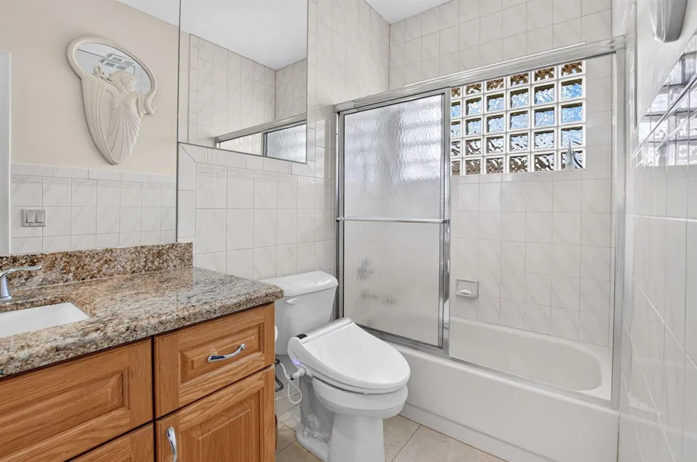 10192 Shireoaks Lane Boca Raton, FL 33498