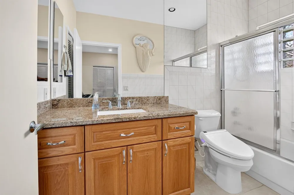 10192 Shireoaks Lane Boca Raton, FL 33498