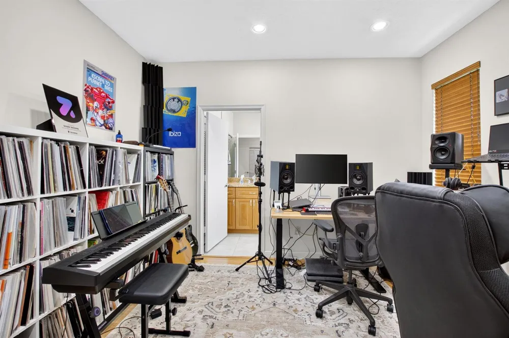 10192 Shireoaks Lane Boca Raton, FL 33498