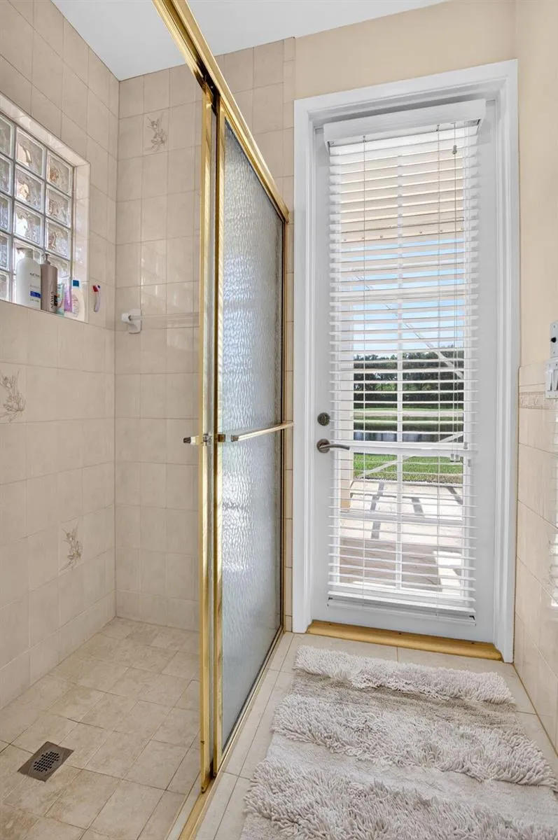 10192 Shireoaks Lane Boca Raton, FL 33498
