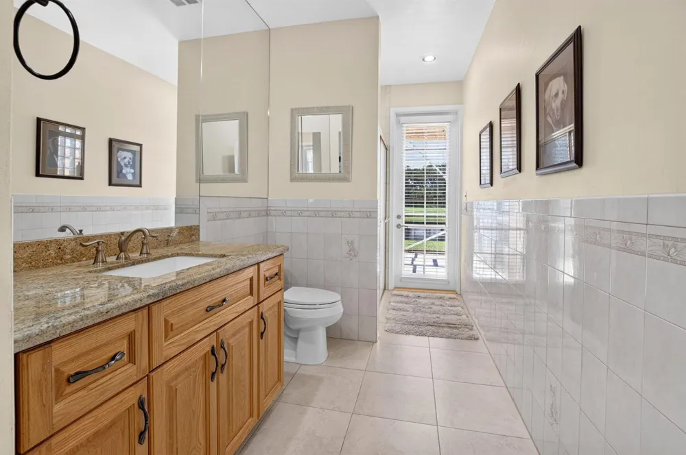 10192 Shireoaks Lane Boca Raton, FL 33498