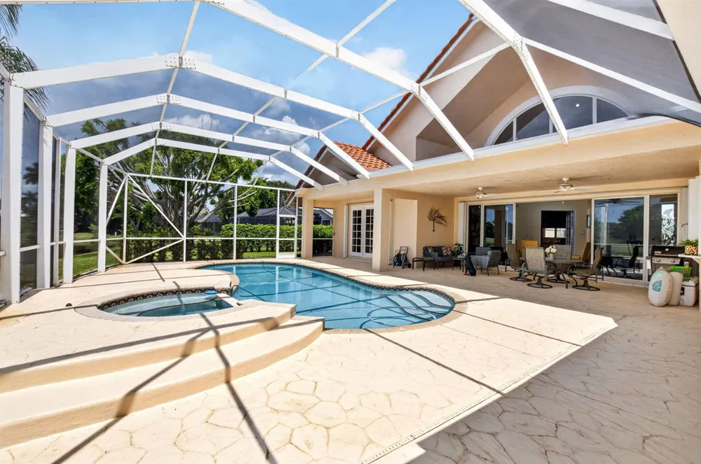 10192 Shireoaks Lane Boca Raton, FL 33498