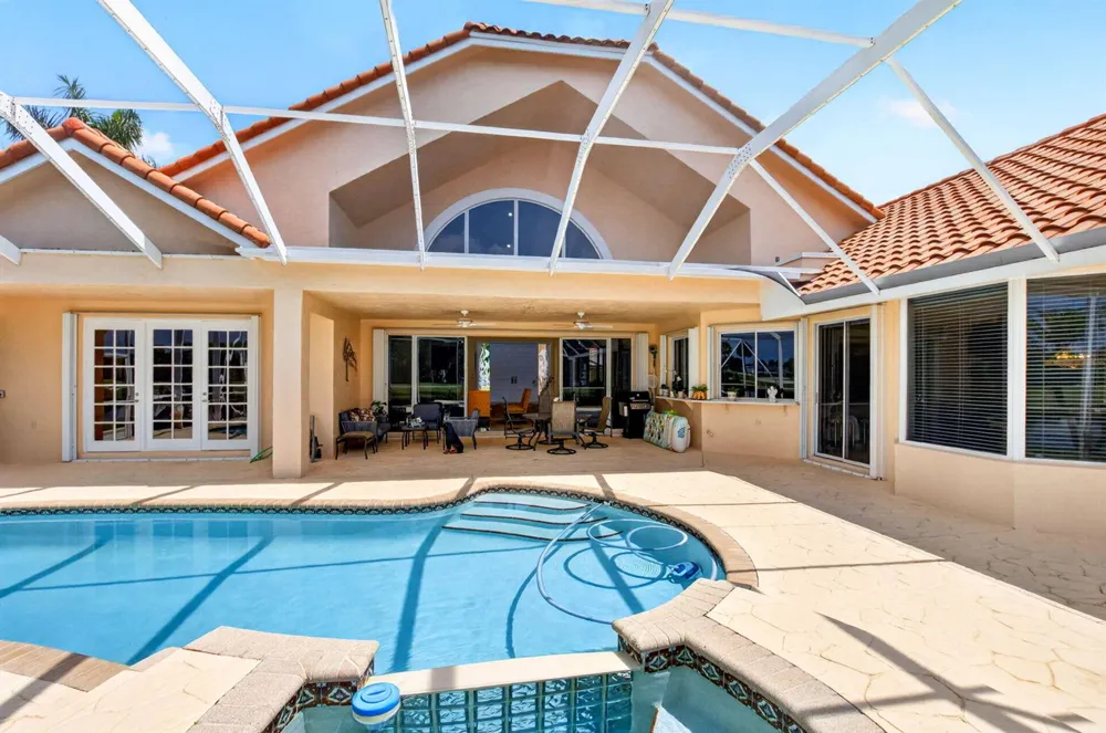 10192 Shireoaks Lane Boca Raton, FL 33498
