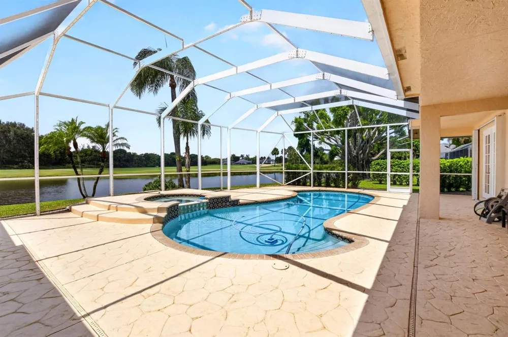 10192 Shireoaks Lane Boca Raton, FL 33498