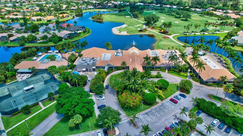 10192 Shireoaks Lane Boca Raton, FL 33498