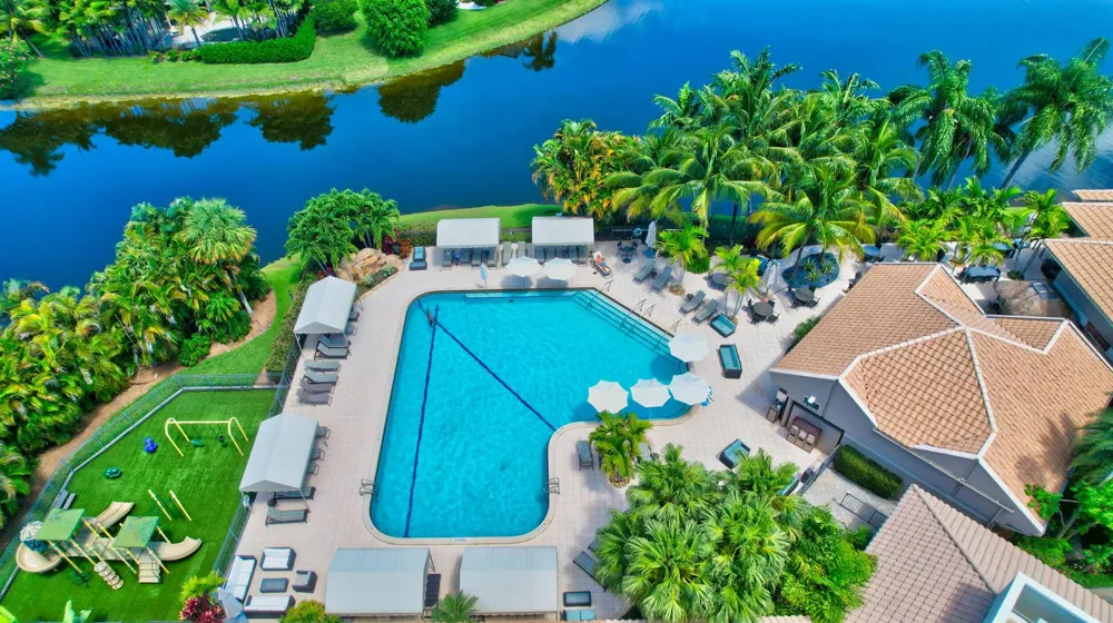 10192 Shireoaks Lane Boca Raton, FL 33498