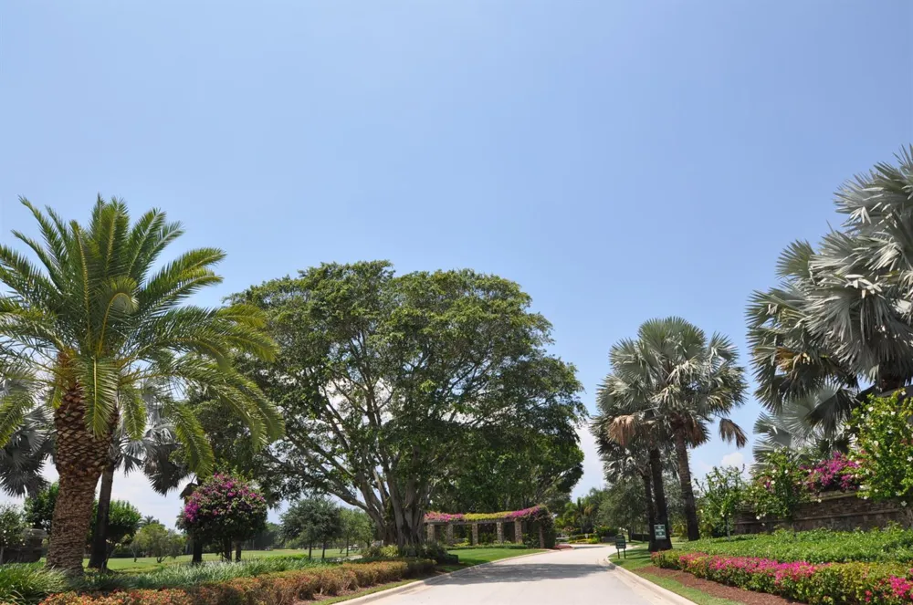10192 Shireoaks Lane Boca Raton, FL 33498