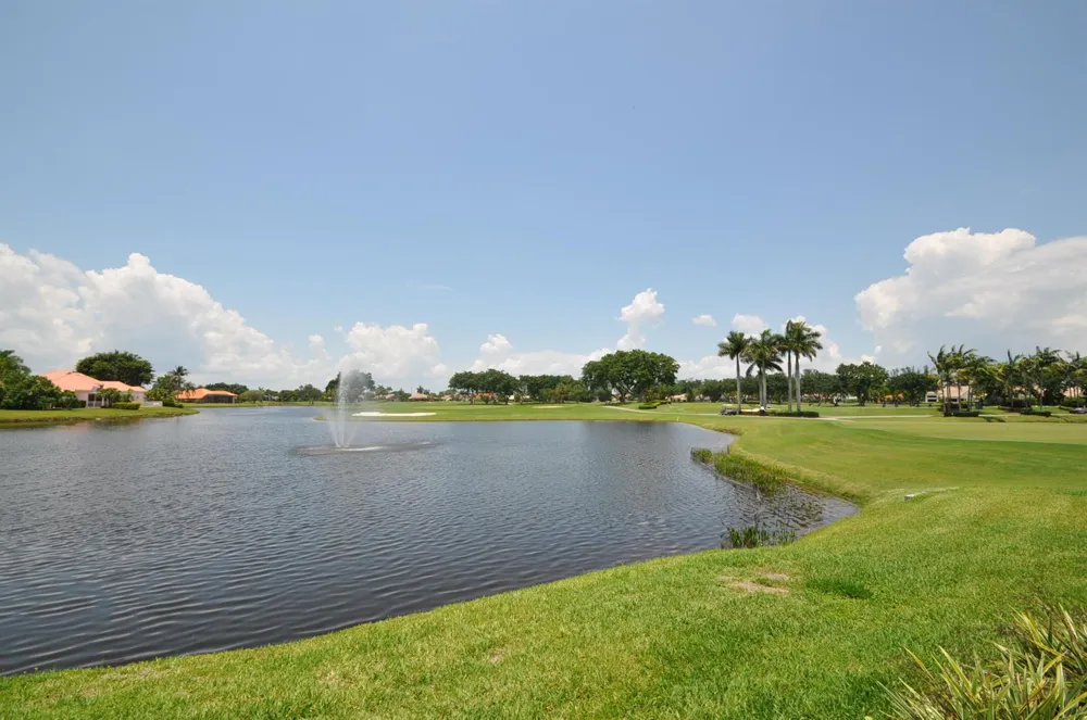10192 Shireoaks Lane Boca Raton, FL 33498