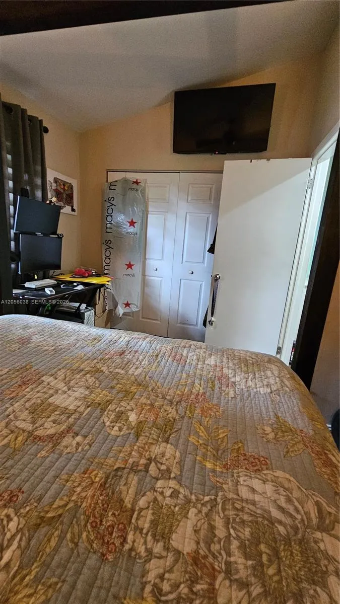 7252 Woodmont Ave Tamarac, FL 33321