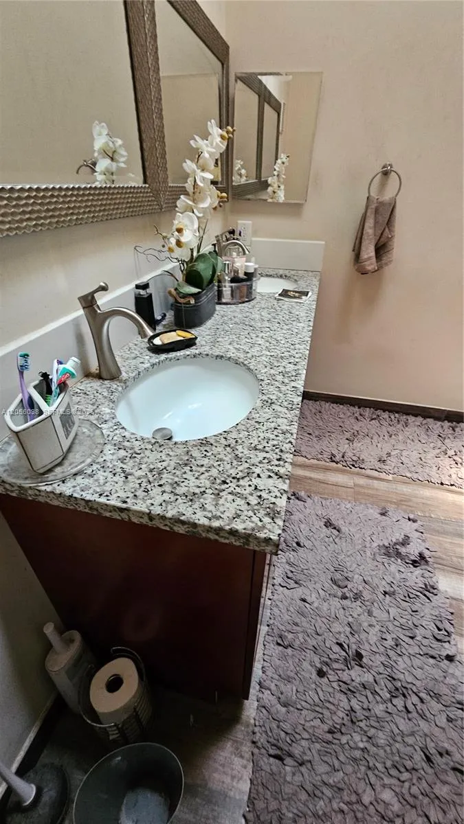 7252 Woodmont Ave Tamarac, FL 33321