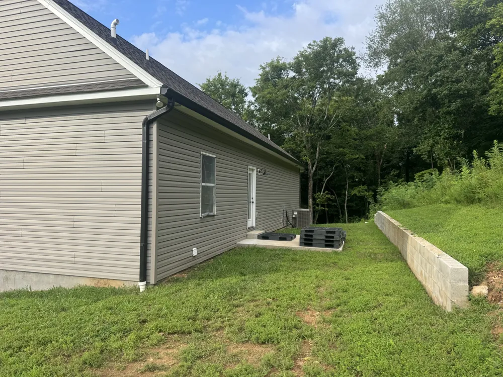 2065 Collier Rd Lewisburg, TN 37091