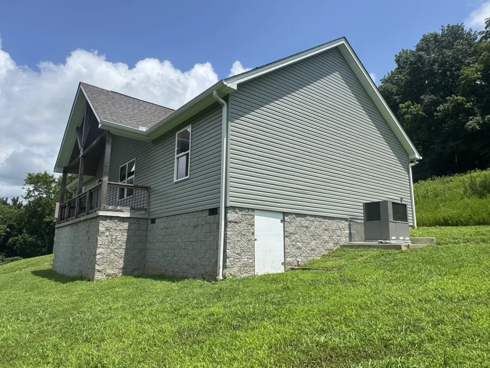 2065 Collier Rd Lewisburg, TN 37091