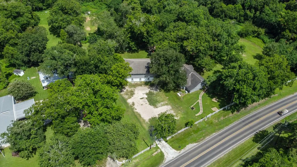7807 Fm 565 Road Baytown, TX 77523