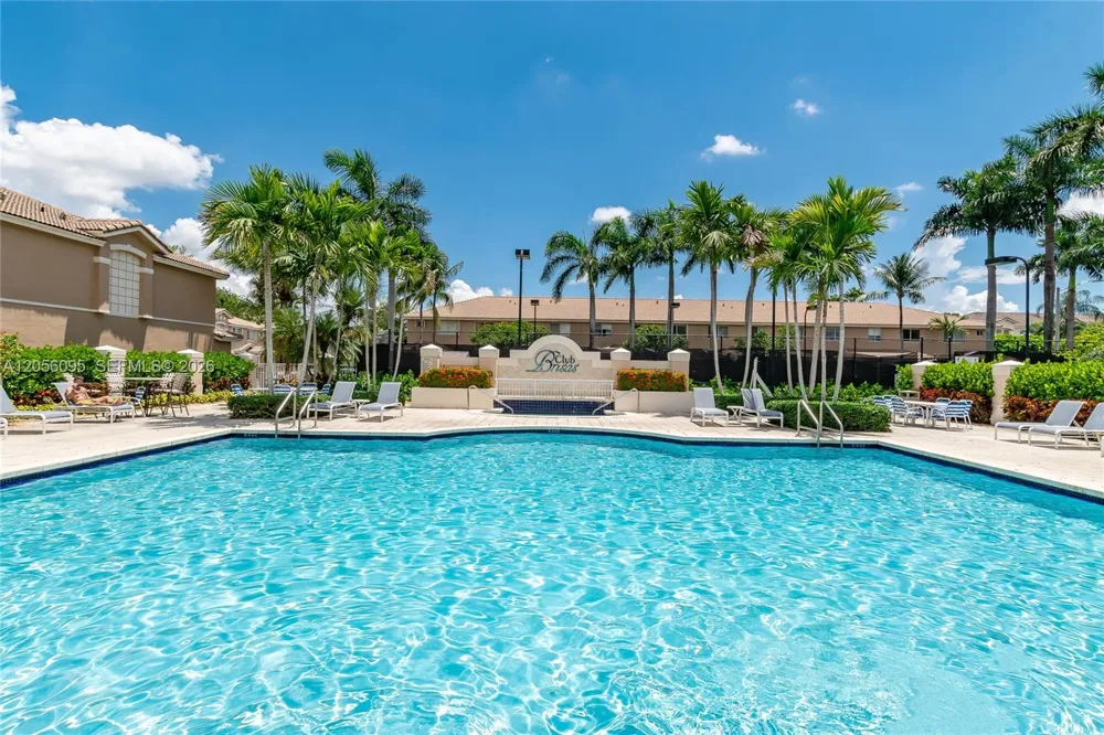 5600 NW 114th Pl #209 Doral, FL 33178