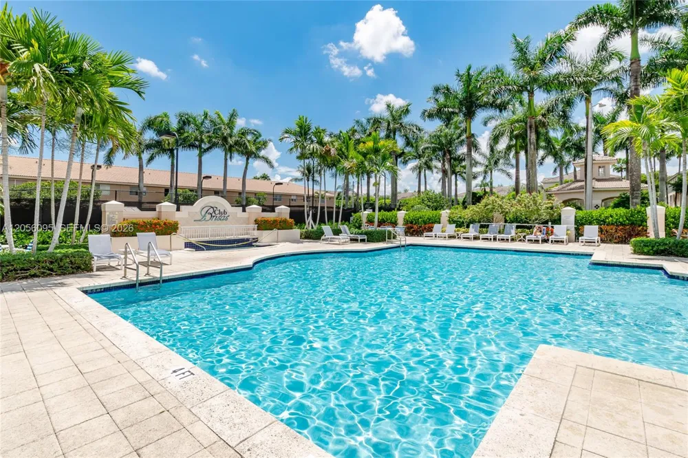 5600 NW 114th Pl #209 Doral, FL 33178