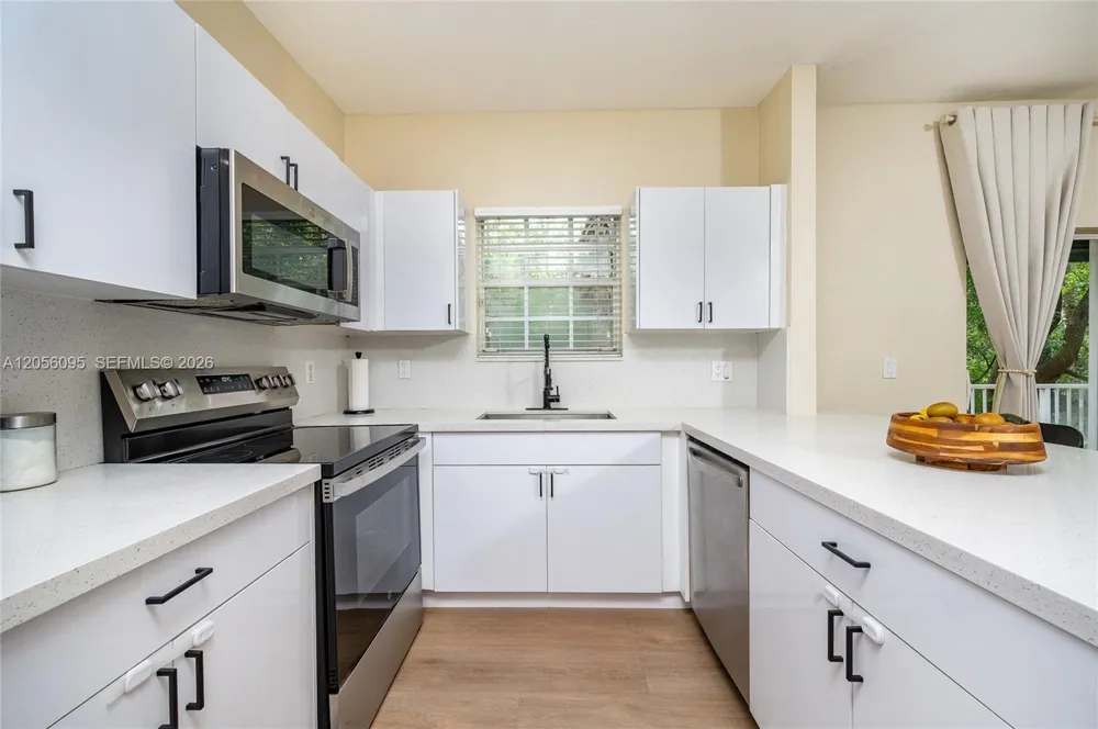5600 NW 114th Pl #209 Doral, FL 33178