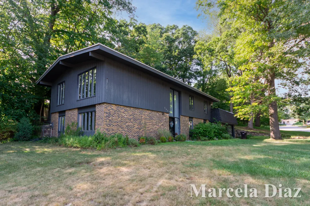 3431 Tricklewood Drive SE Cascade Charter Township, MI 49546