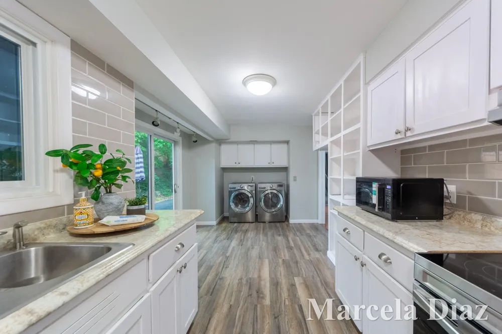 3431 Tricklewood Drive SE Cascade Charter Township, MI 49546